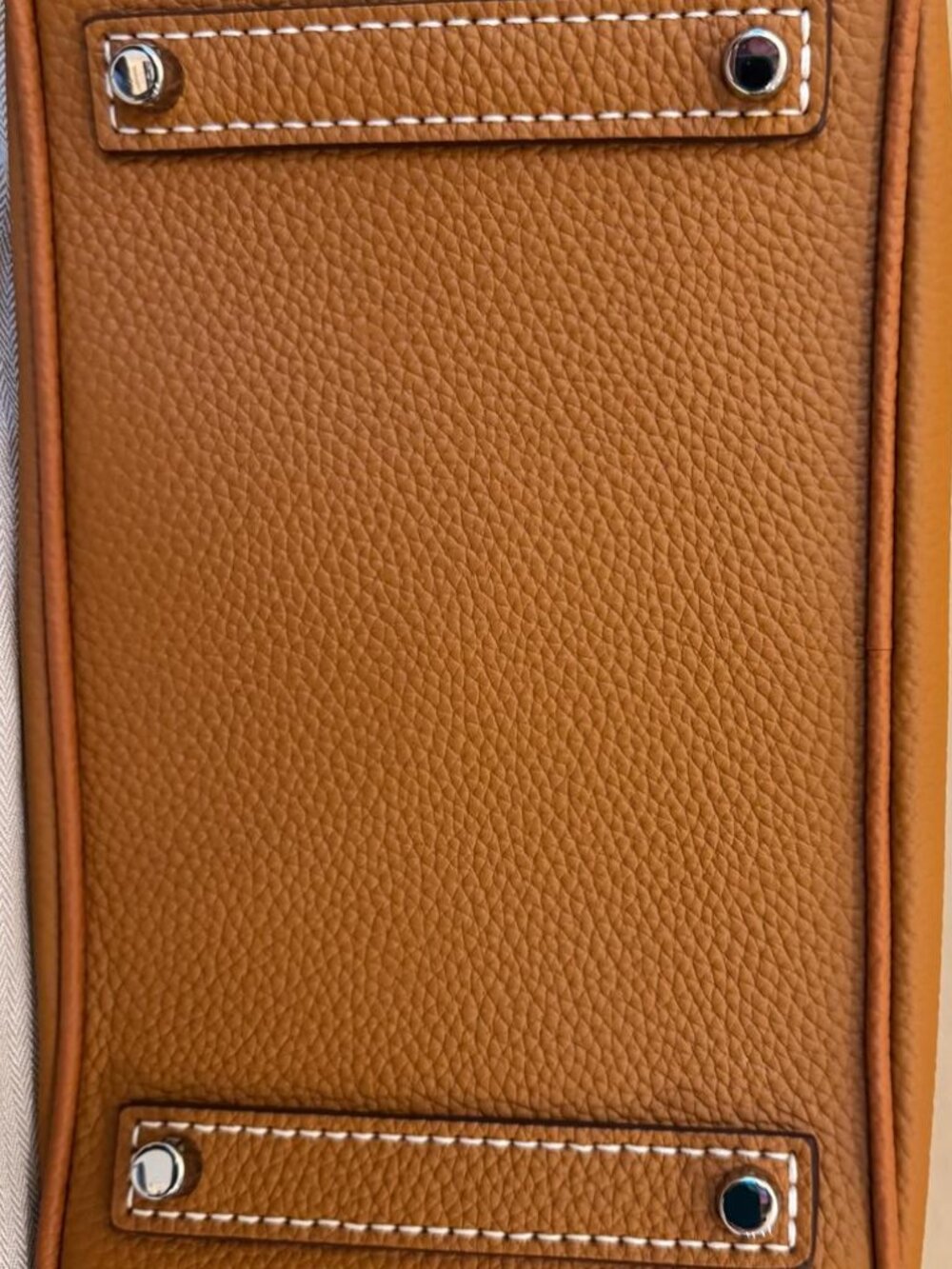 AS-NEW TOGO LEATHER SATCHEL BAG - Picture 10 of 14
